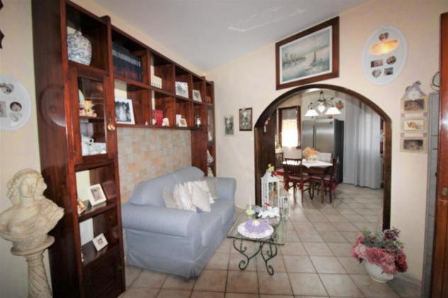 casa indipendente in vendita a Vecchiano