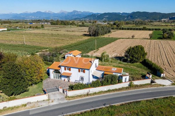 casa indipendente in vendita a Vecchiano in zona Nodica