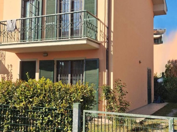 casa indipendente in vendita a Vecchiano in zona Nodica