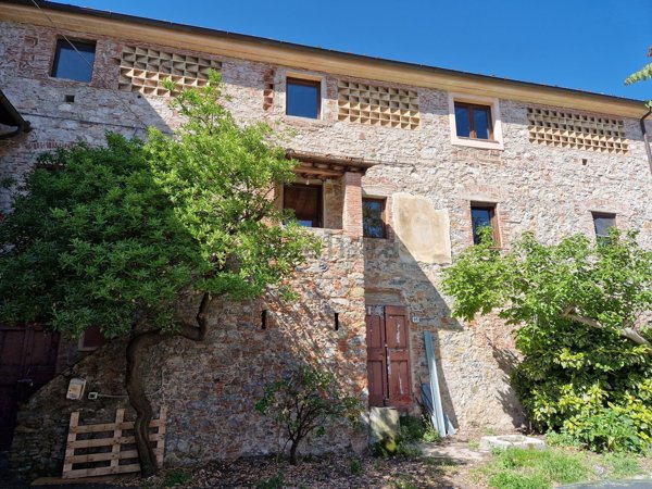 casa indipendente in vendita a Vecchiano