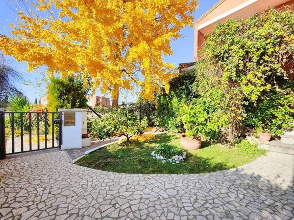 casa indipendente in vendita a Vecchiano