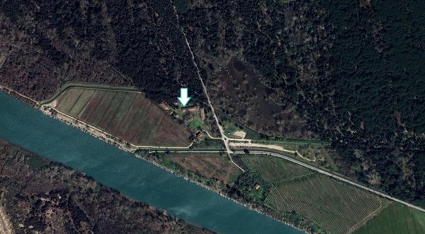 negozio in vendita a Vecchiano