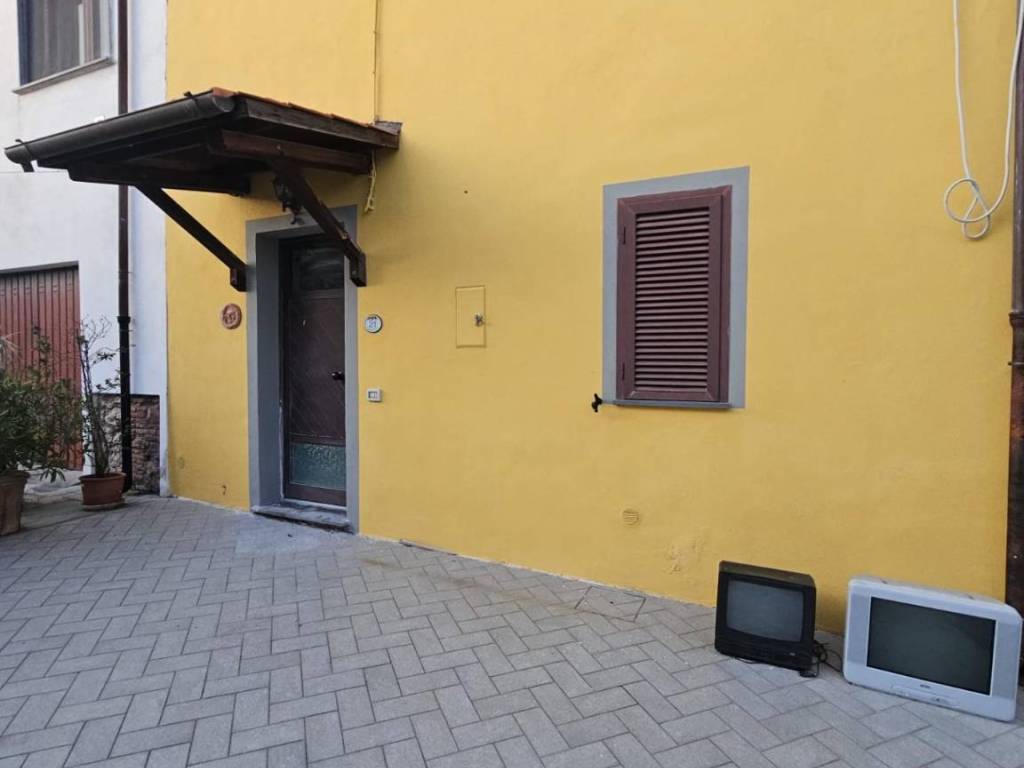 casa indipendente in vendita a Vecchiano in zona Nodica