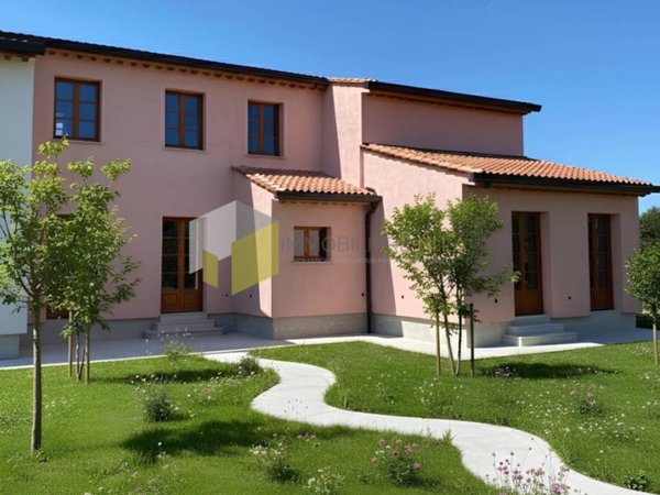 casa indipendente in vendita a Vecchiano