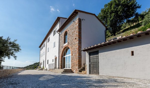 casa indipendente in vendita a Vecchiano in zona Nodica