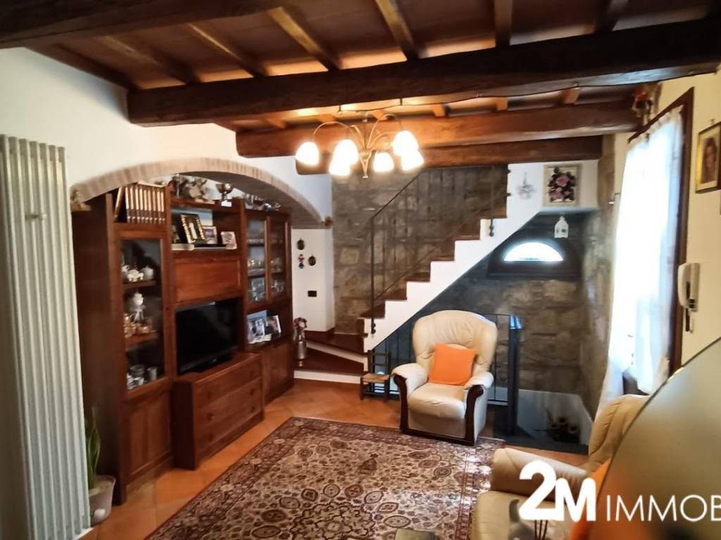 casa indipendente in vendita a Vecchiano in zona Nodica