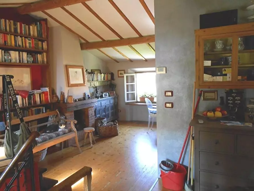 casa indipendente in vendita a Vecchiano in zona Avane