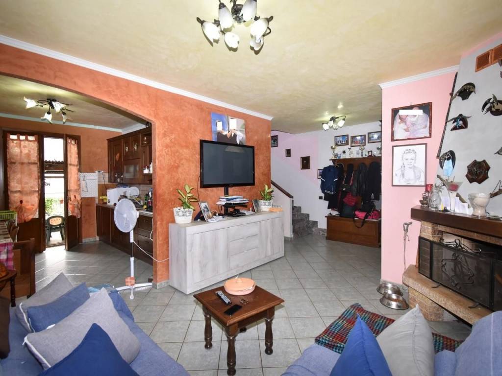 casa indipendente in vendita a Vecchiano in zona Filettole