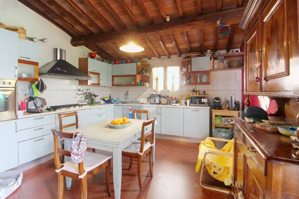 casa indipendente in vendita a Vecchiano
