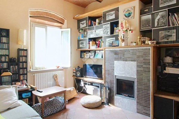 casa indipendente in vendita a Vecchiano in zona Filettole