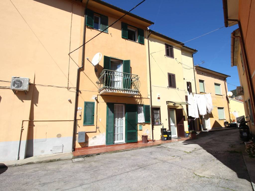 casa indipendente in vendita a Vecchiano in zona Nodica