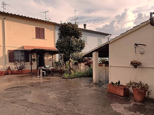 casa indipendente in vendita a Vecchiano
