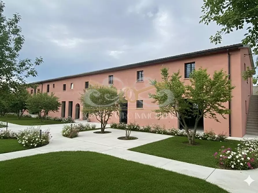 casale in vendita a Vecchiano