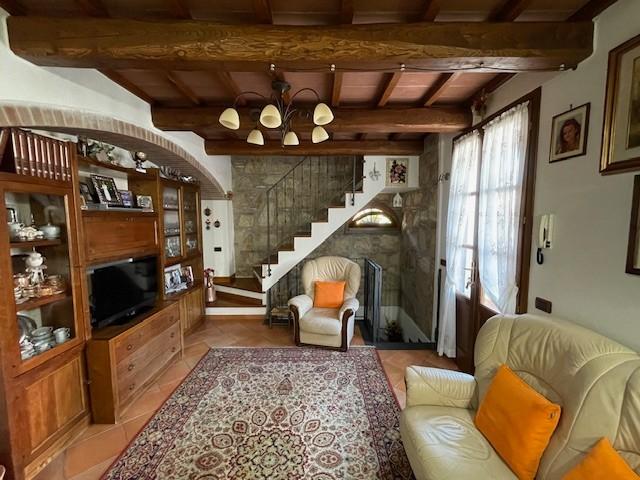 casa indipendente in vendita a Vecchiano in zona Nodica