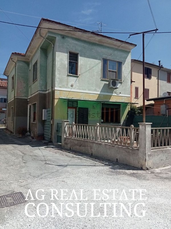 casa indipendente in vendita a Vecchiano