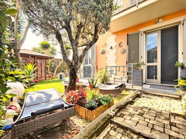 casa indipendente in vendita a Vecchiano in zona Migliarino Pisano