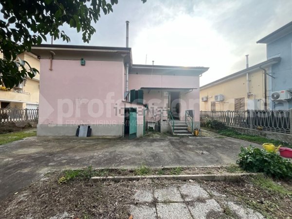 appartamento in vendita a Vecchiano in zona Migliarino Pisano