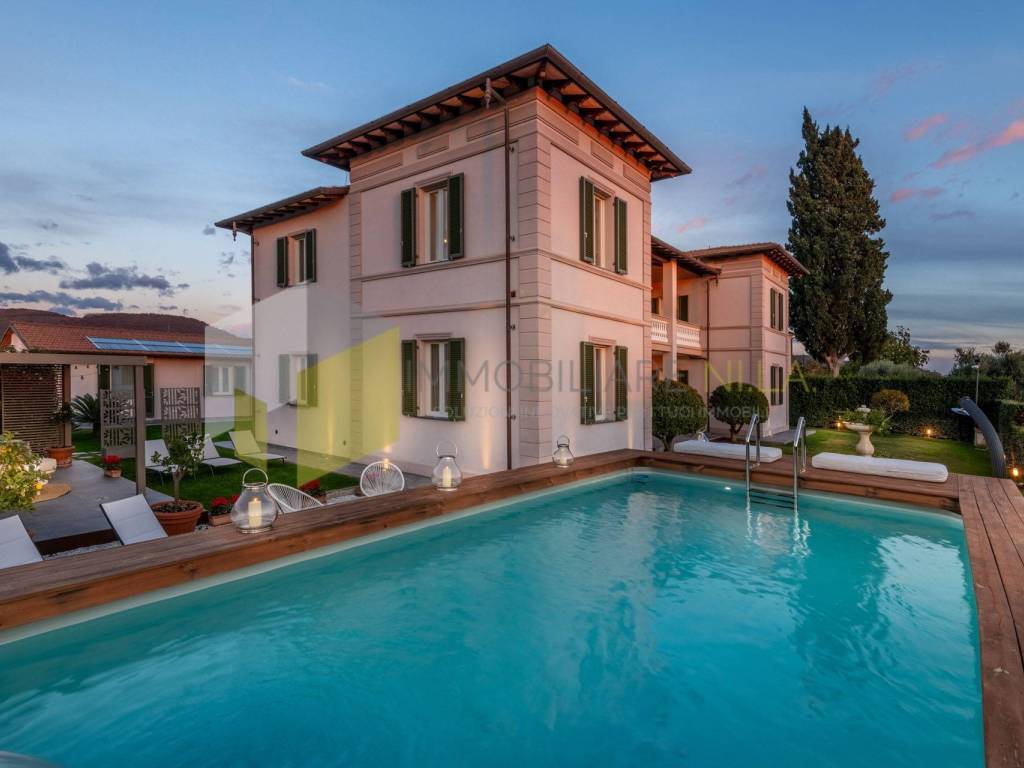 casa indipendente in vendita a Vecchiano in zona Filettole