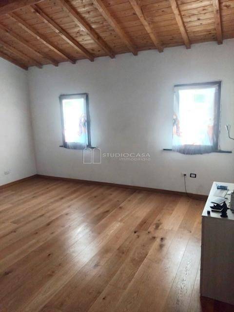 casa indipendente in vendita a Vecchiano