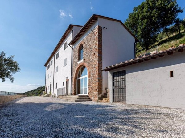 casa indipendente in vendita a Vecchiano