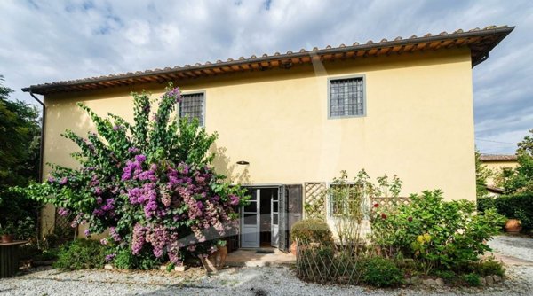 casa indipendente in vendita a Vecchiano