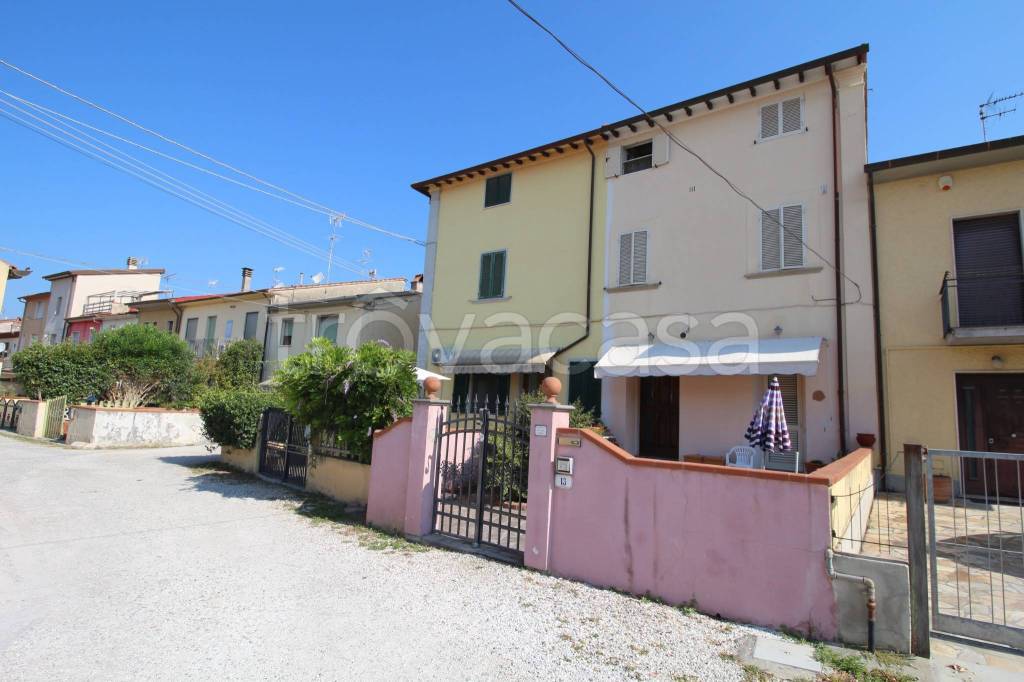 casa indipendente in vendita a Vecchiano