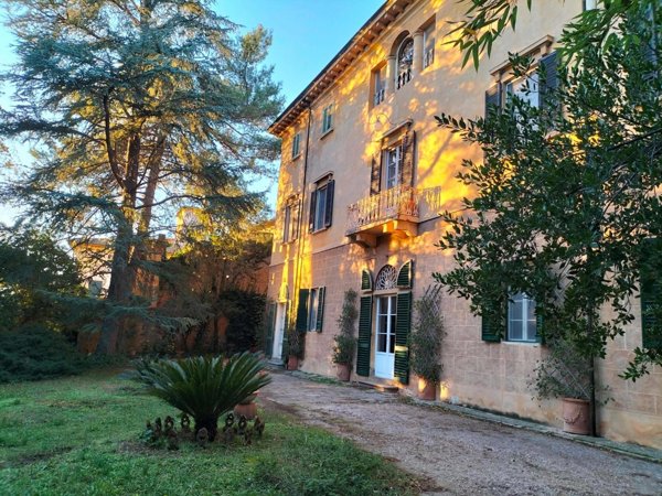 villa in vendita a Vicopisano