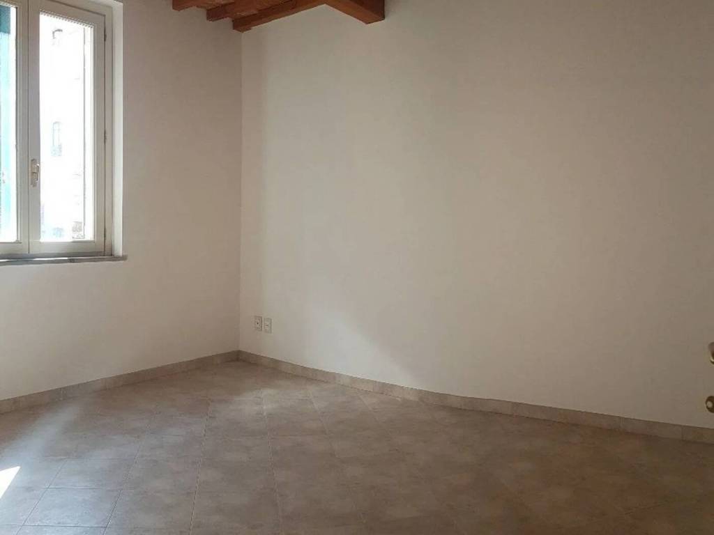 appartamento in vendita a Vicopisano in zona Caprona