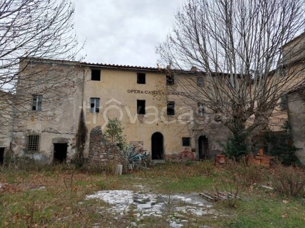 casa indipendente in vendita a Vicopisano