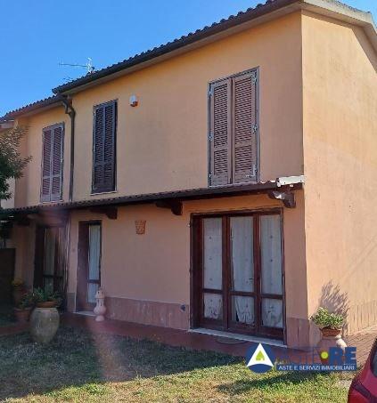 casa indipendente in vendita a Vicopisano
