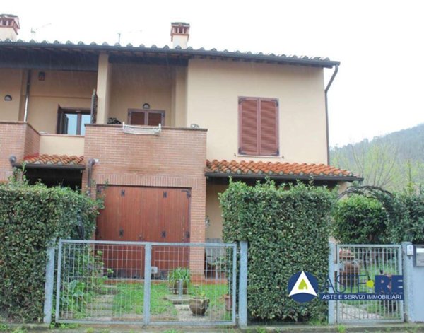 casa indipendente in vendita a Vicopisano