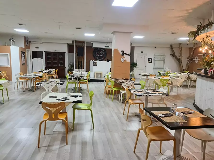 negozio in vendita a Vicopisano