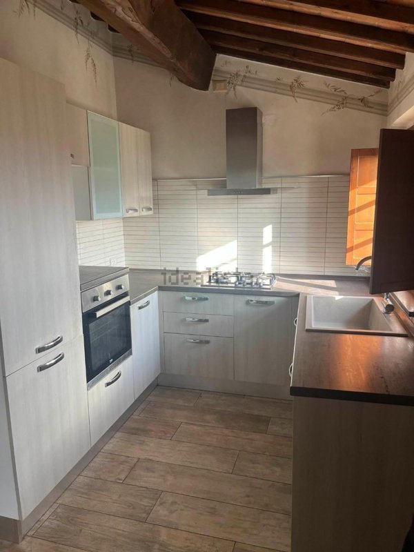 appartamento in vendita a Vicopisano in zona San Giovanni alla Vena