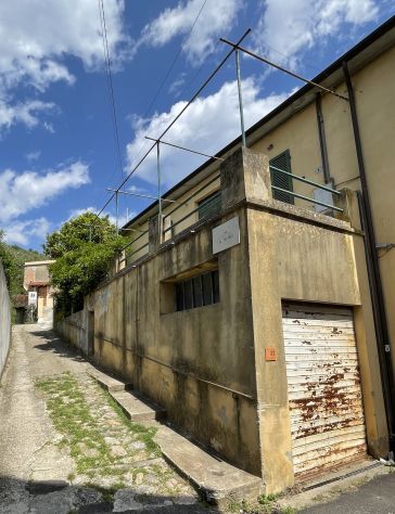 casa indipendente in vendita a Vicopisano