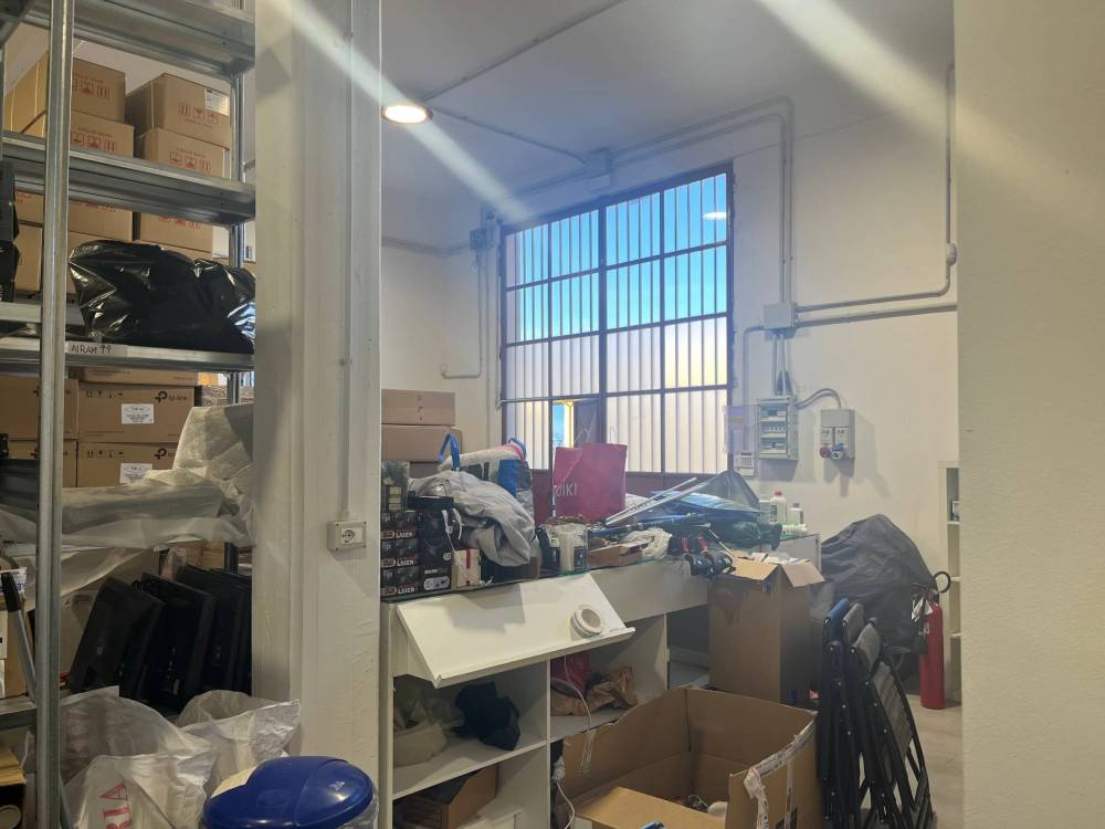 negozio in vendita a Vicopisano in zona San Giovanni alla Vena