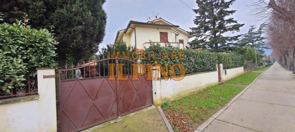 casa indipendente in vendita a Vicopisano