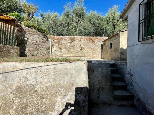 casa indipendente in vendita a Vicopisano in zona San Giovanni alla Vena