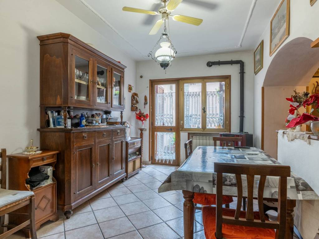 casa indipendente in vendita a Vicopisano in zona San Giovanni alla Vena