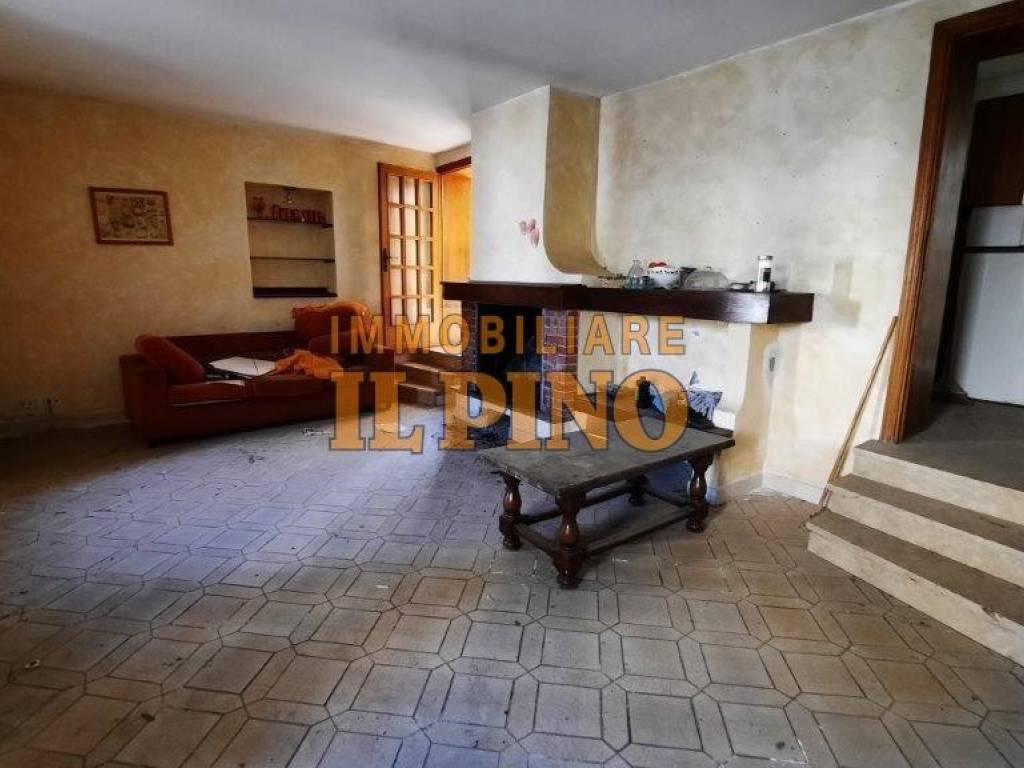 casa indipendente in vendita a Vicopisano