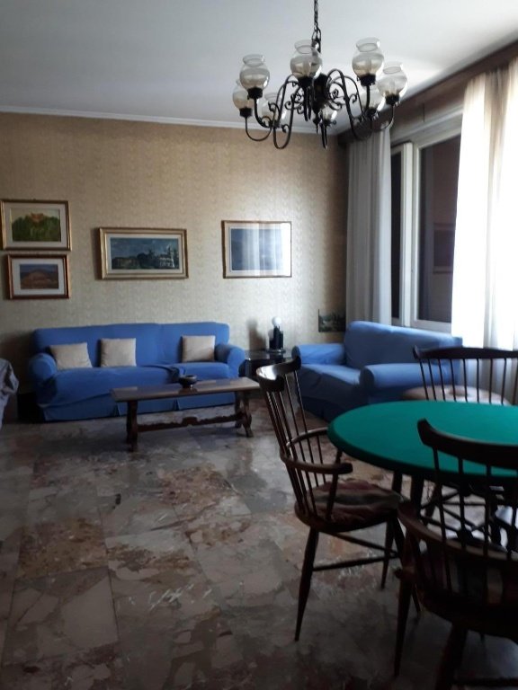 appartamento in vendita a Vicopisano in zona Caprona