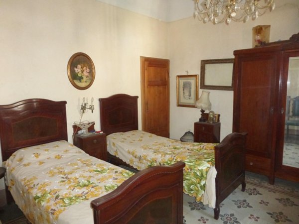 casa indipendente in vendita a Vicopisano in zona Caprona