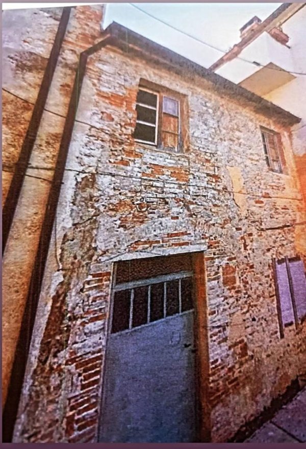 casa indipendente in vendita a Vicopisano in zona Uliveto Terme