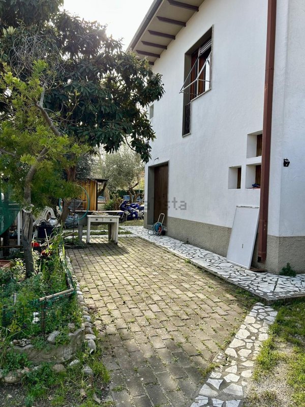 appartamento in vendita a Vicopisano in zona Uliveto Terme