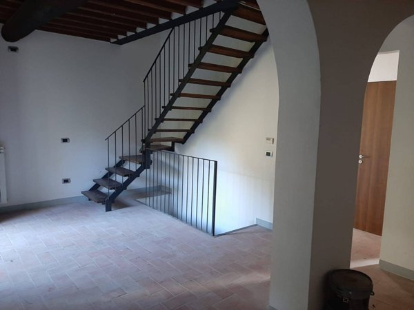 casa indipendente in vendita a Vicopisano