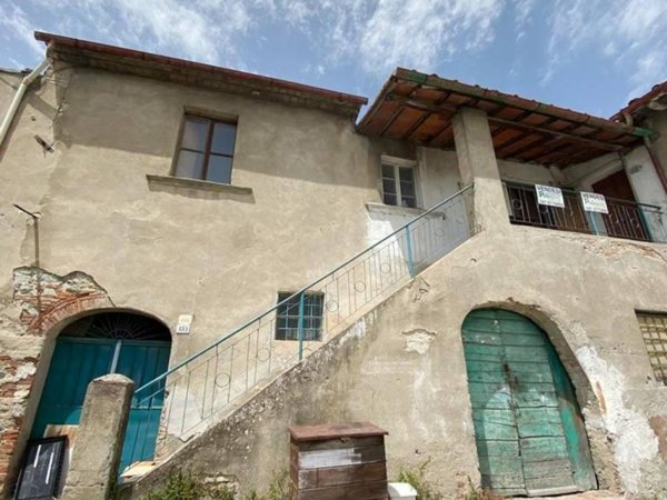 casa indipendente in vendita a Vicopisano in zona San Giovanni alla Vena