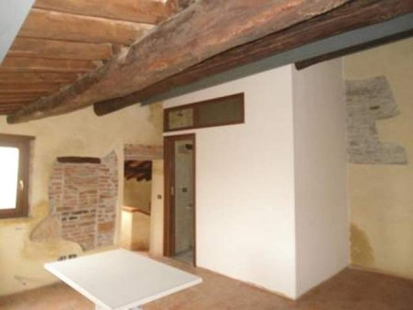 casa indipendente in vendita a Vicopisano