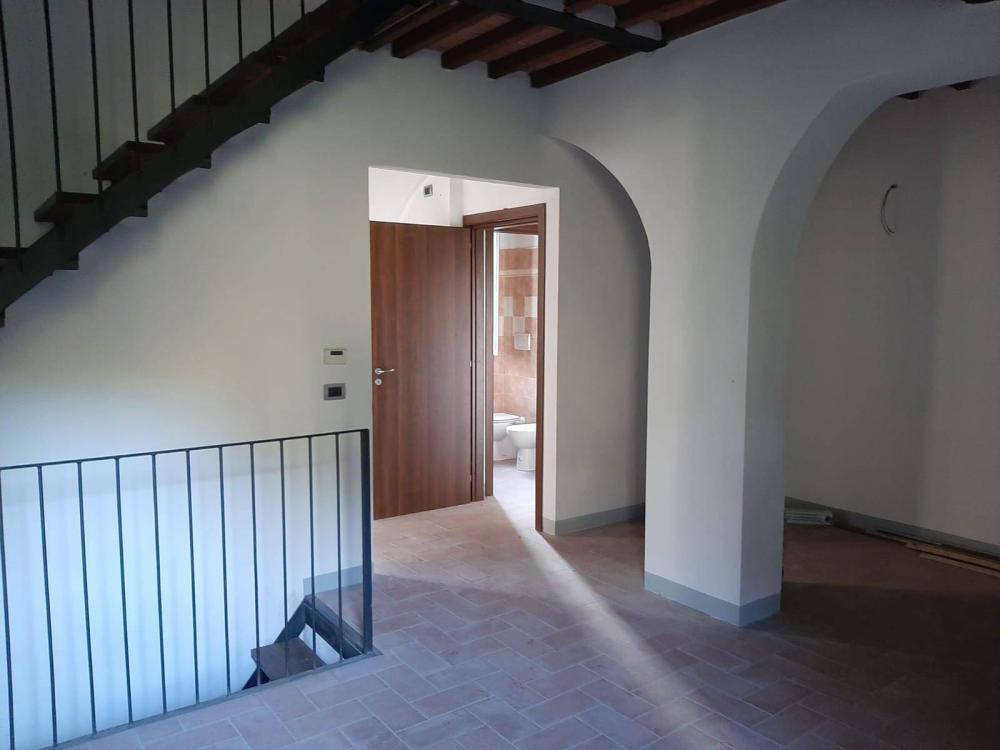 casa indipendente in vendita a Vicopisano