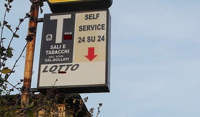 negozio in vendita a Vicopisano