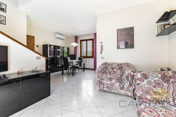casa indipendente in vendita a Vicopisano