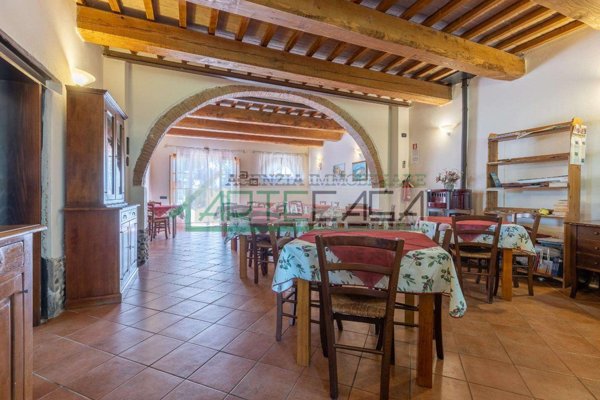 casa indipendente in vendita a Vicopisano